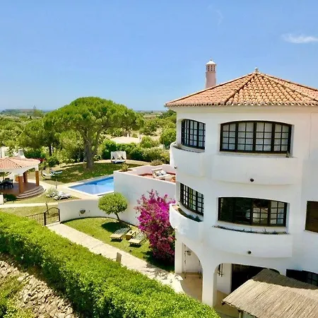 Solar Do Monte 3 아파트